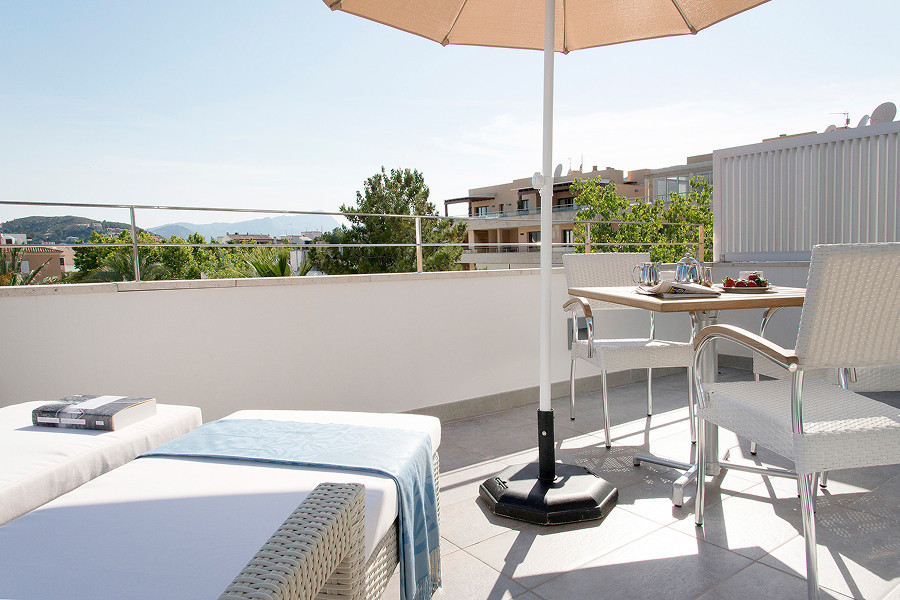 atico apartamentos can denga atico vista piscina apartamentos can denga